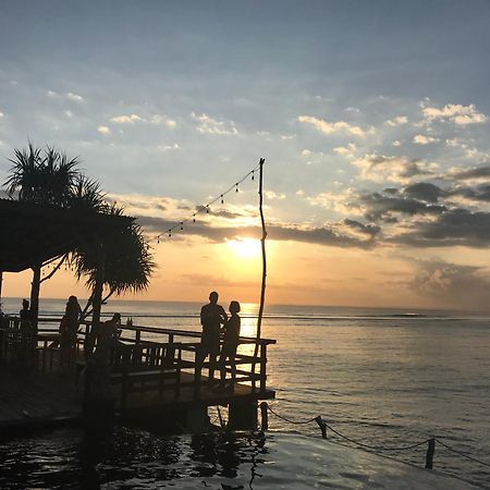 נוסה-למבונגן Nusa Veranda Sunset Villas & Restaurant מראה חיצוני תמונה